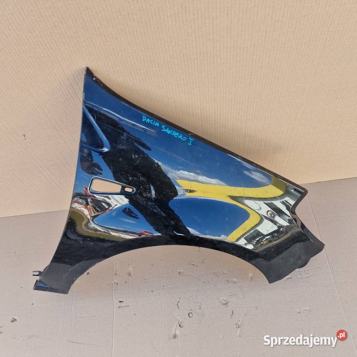 DACIA SANDERO I BŁOTNIK PRAWY PRZÓD Bieleń sprzedam