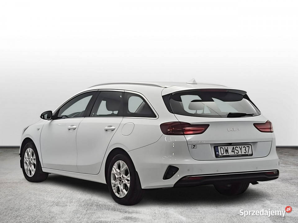 Kia Ceed 15 TGDI M Z Polskiego Salonu Faktura biały