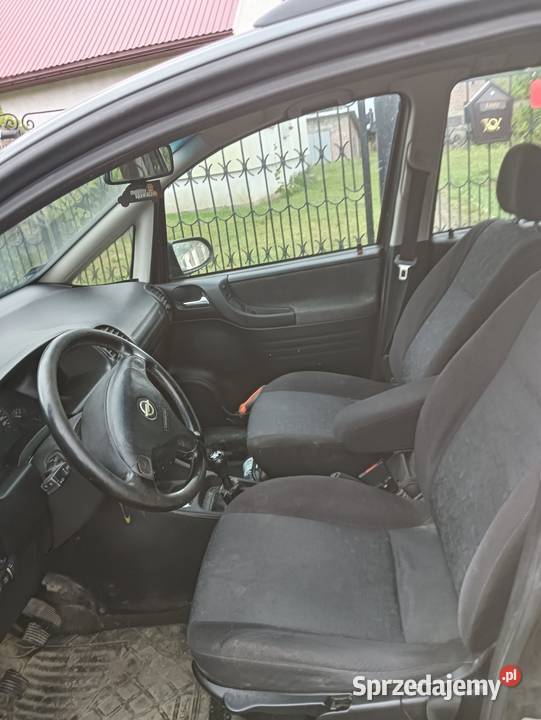 Sprzedam Opla Zafire Opel Tuchla