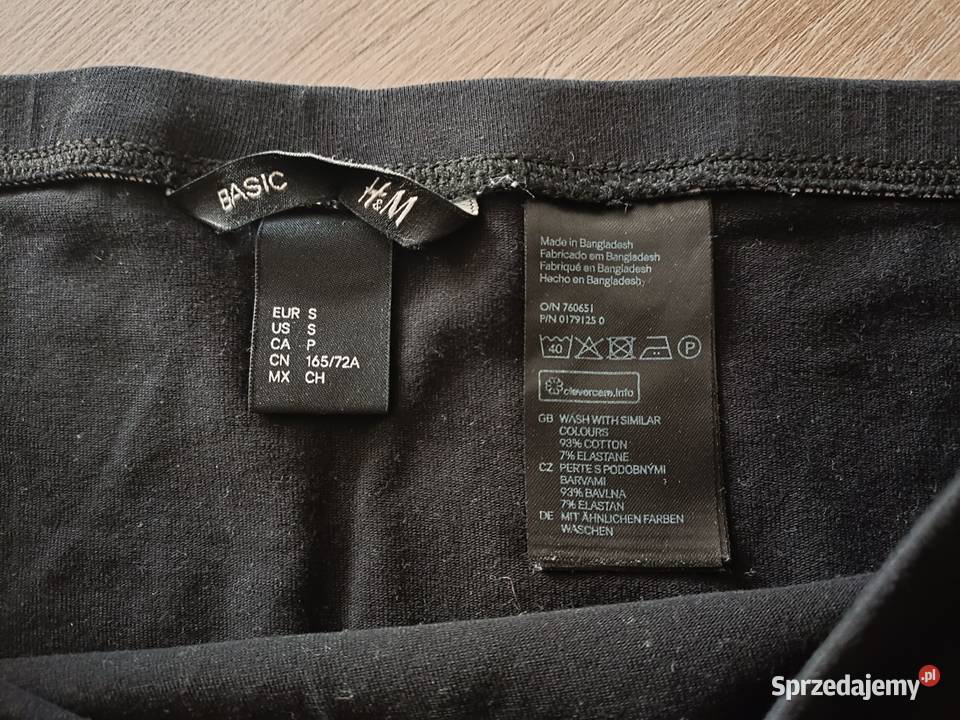 Spódniczka Mini Czarna HM S Kwidzyn