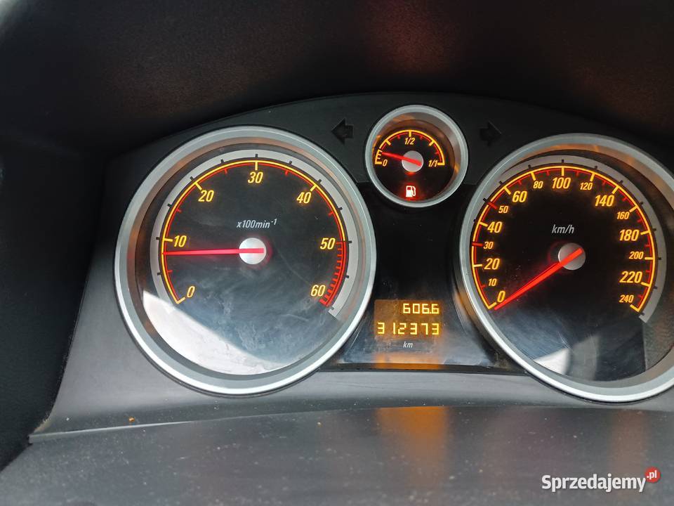 Astra GTC SPORT 313000km Jasło