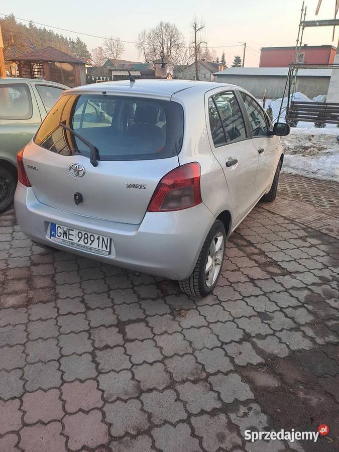 Sprzedam toyotę yaris 250000km Luzino