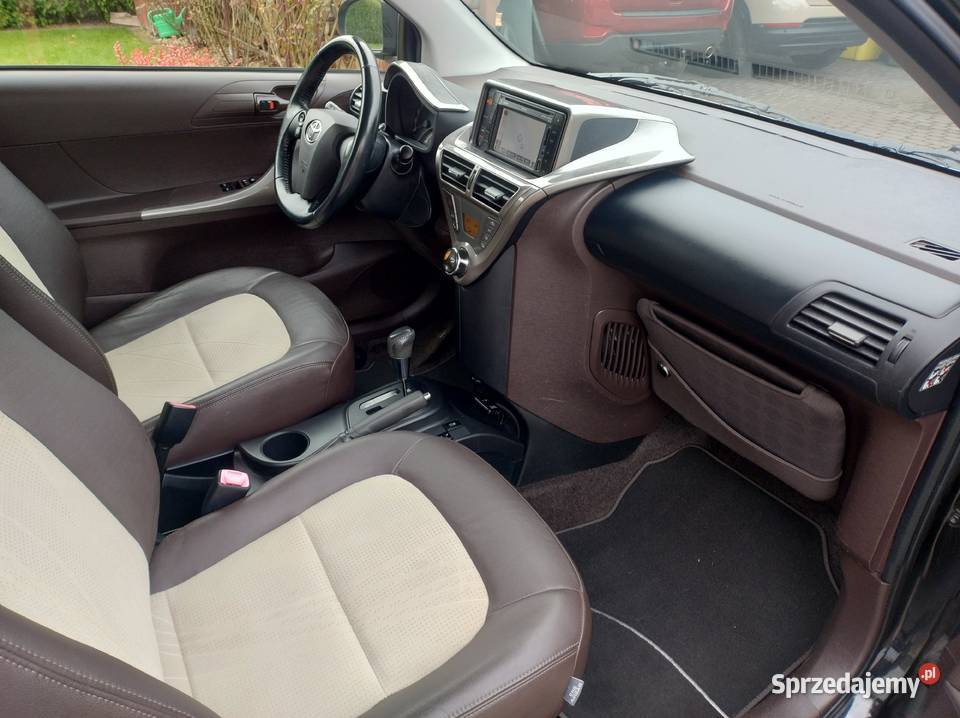 Toyota iQ Mega Wersja Automat benzyna