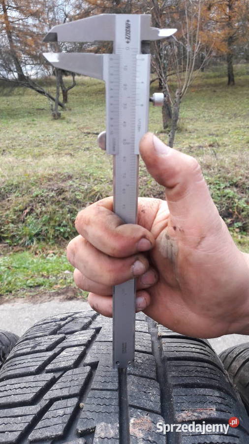 Opony zimowe Nokian 19565 15 z felgami 5x 1143 Rymanów