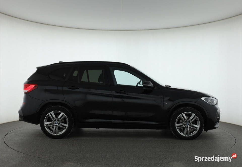 BMW X1 xDrive18d nieuszkodzony mazowieckie Piaseczno