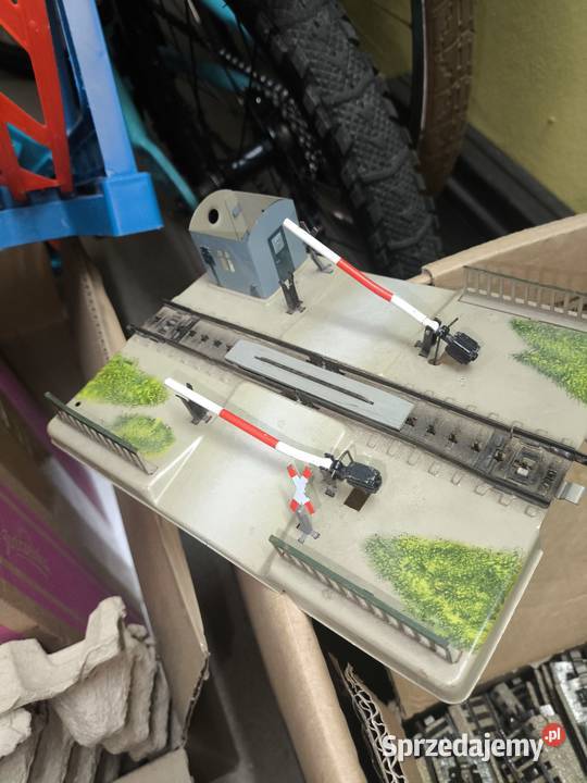 Tory zasilacze Marklin skala 187 H0