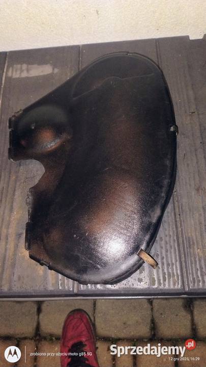 038 109 107 C górna obudowa rozrządu Audi VW Lubin