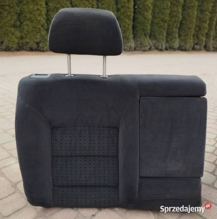 KANAPA TYŁ VW GOLF IV 4 BORA HB 5D fotele tylne Skołoszów
