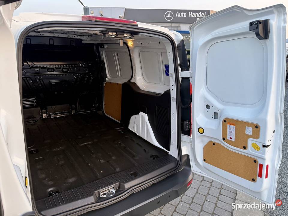 Ford Transit Connect 2015 niski przebieg Napęd przednia oś Większyce