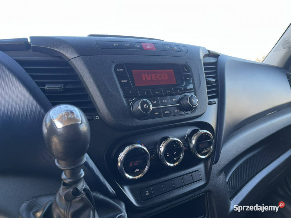Iveco Daily 35S18 Firana 8palet Drzwi Tylne wielofunkcyjna kierownica Iveco Daleszyce sprzedam