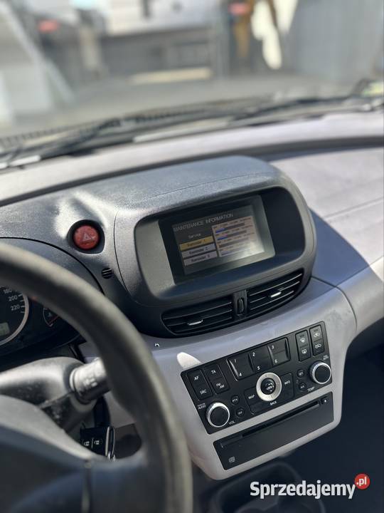 Nissan Almera Tino zachodniopomorskie