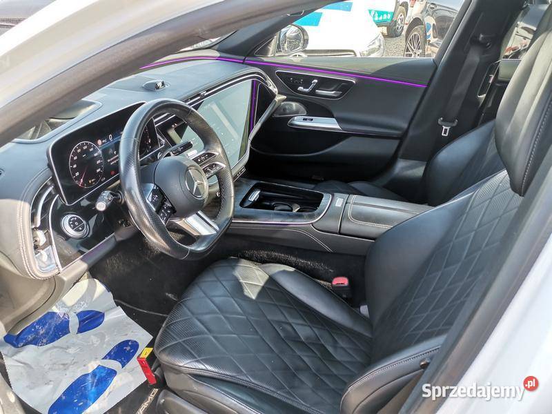 MERCEDESBENZ E 220 D 2023 199300 ccm 197 Rok produkcji 2023 Klasa E Warszawa