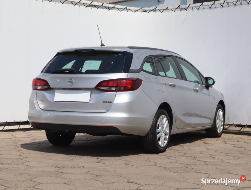 Opel Astra 14 T