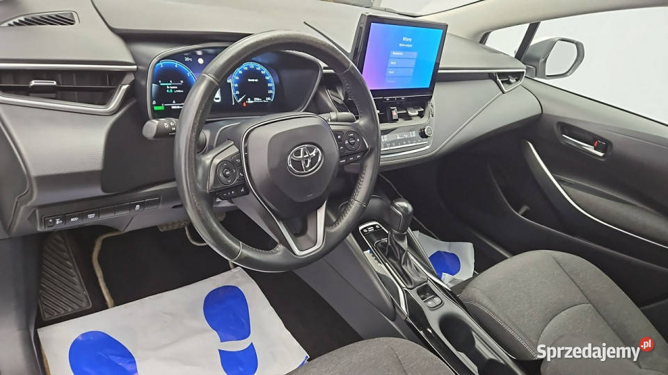 Toyota Corolla 18 Hybrid Active Z Polskiego Zarejestrowany w Polsce
