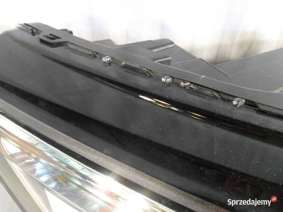 Audi Q4 etron reflektor przedni lewy lampa lewa Nowy Tomyśl