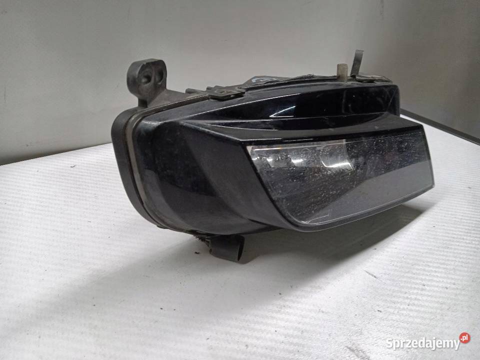 HALOGEN LEWY AUDI A4 B8 8K0941699