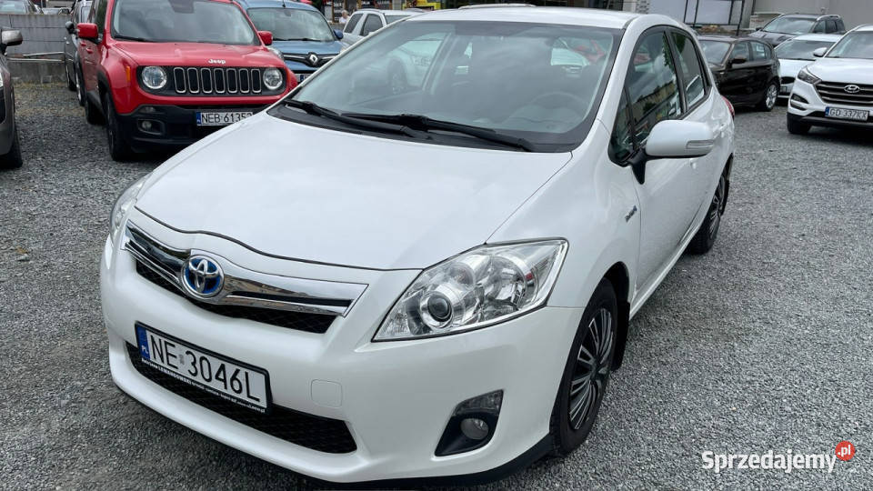 Toyota Auris 18 Hybryda Automat Zarejestrowany Hatchback Elbląg