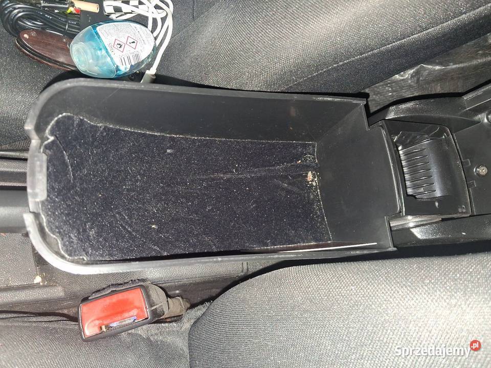 Podłokietnik Opel Astra H Białogard sprzedam