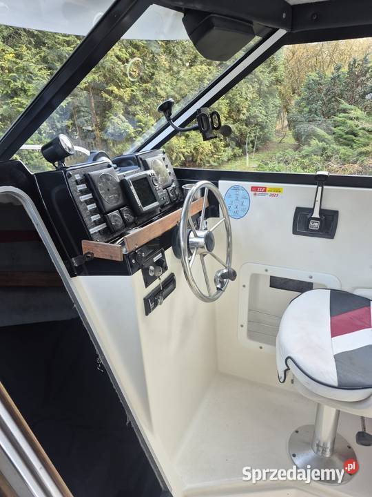 Jacht motorowy Bayliner 2159 Mercruiser 57 Tomaszów Mazowiecki