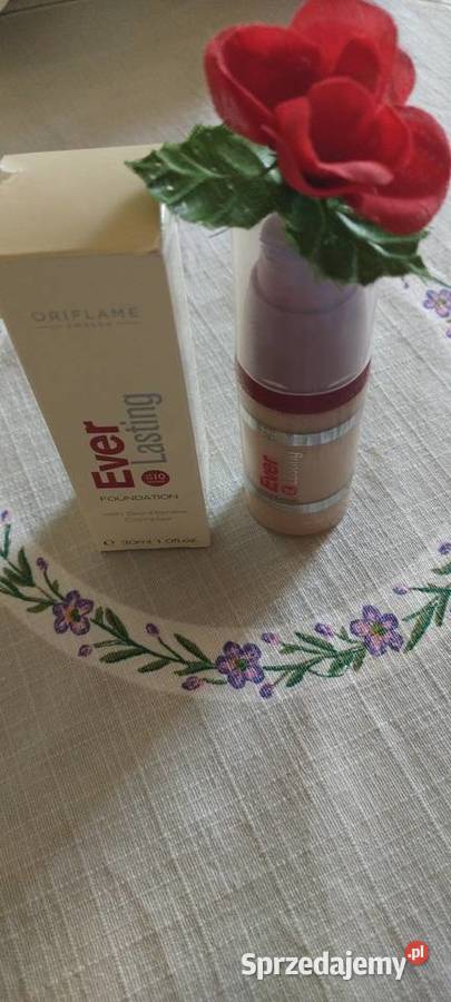 Podkład Everlasting Light Ivory Kość Słoniowa Makijaż Lublin sprzedam