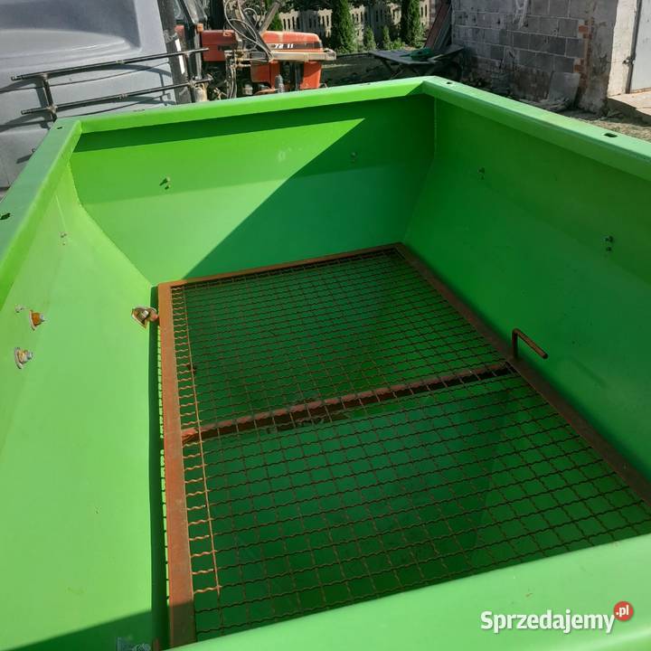 Rozsiewacz nawozu 800l nieuszkodzony Zamość sprzedam