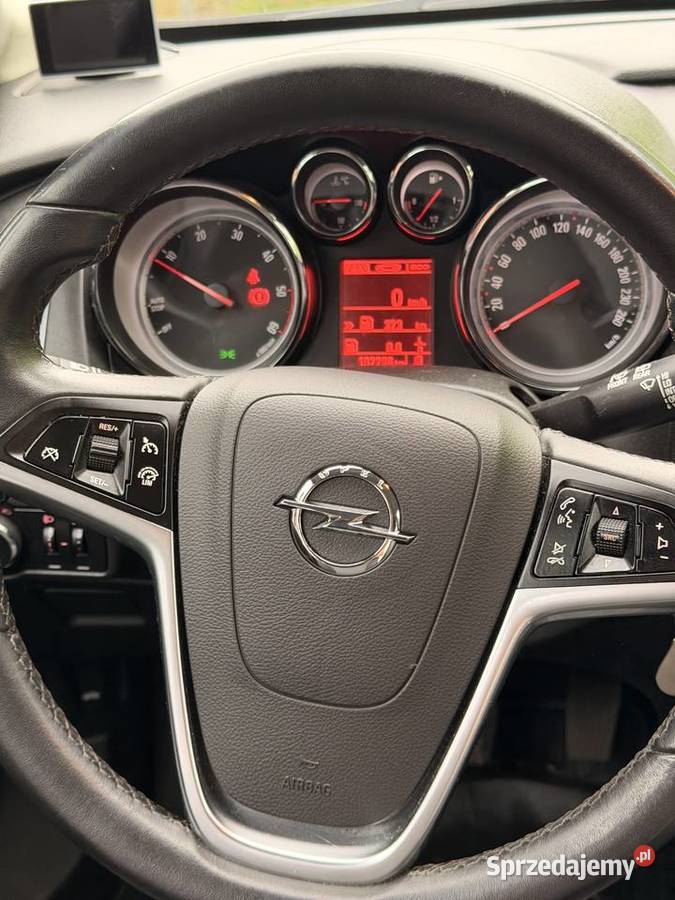 Opel Astra J 16 CDTI 110 2014 Bezwypadkowy 193