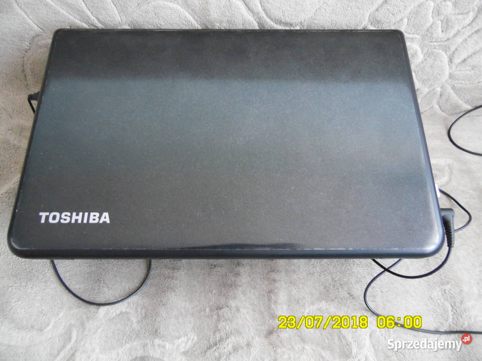 Sprzedam komputer 17 TOSHIBA Turek