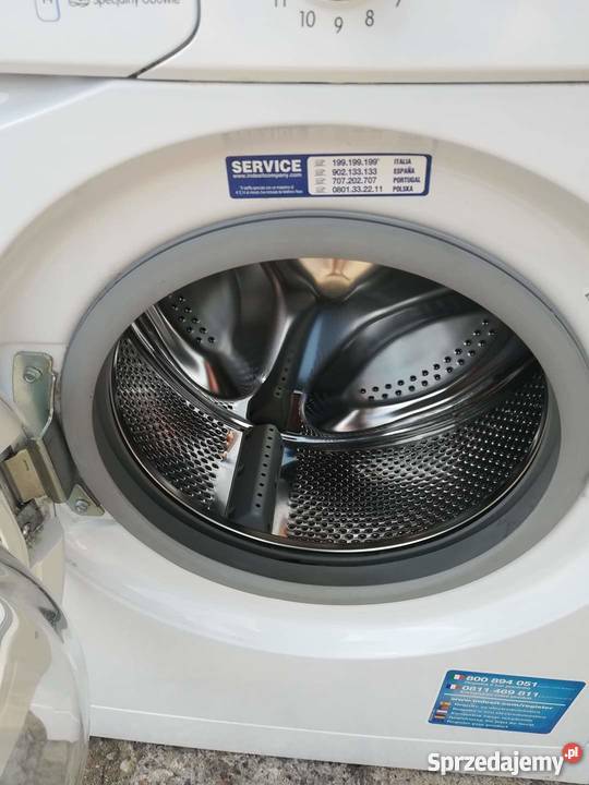 Sprawna pralka INDESIT 40 głębokości A transport