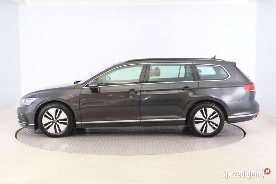 VW Passat 14 GTE światła LED