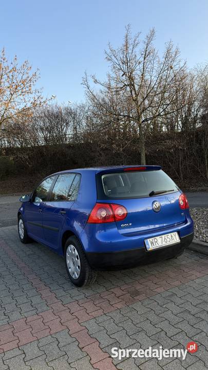 Volkswagen Golf 5 16 mpi 102 zadbany Nowy Radom
