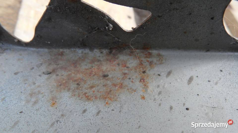 BMW E82 11r błotnik prawy przód