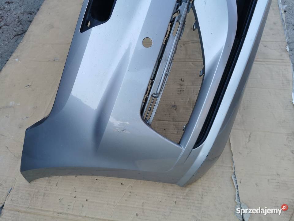 Zderzak przód golf 7 VII lift kratka listwa zderzaki