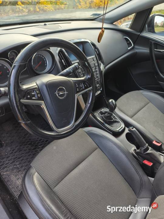 Opel astra J