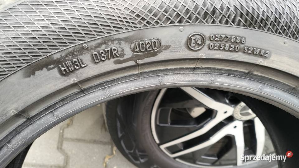 Sprzedam 2 komplety opon letnie i zimowe 18cale Sochaczew