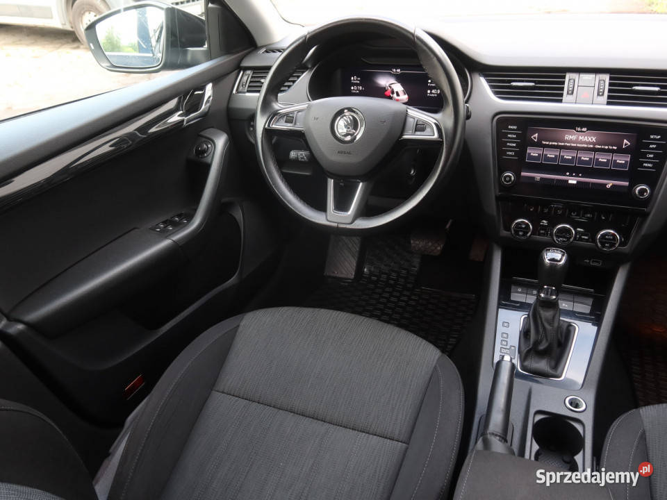 Skoda Octavia 15 TSI podgrzewane fotele Katowice sprzedam