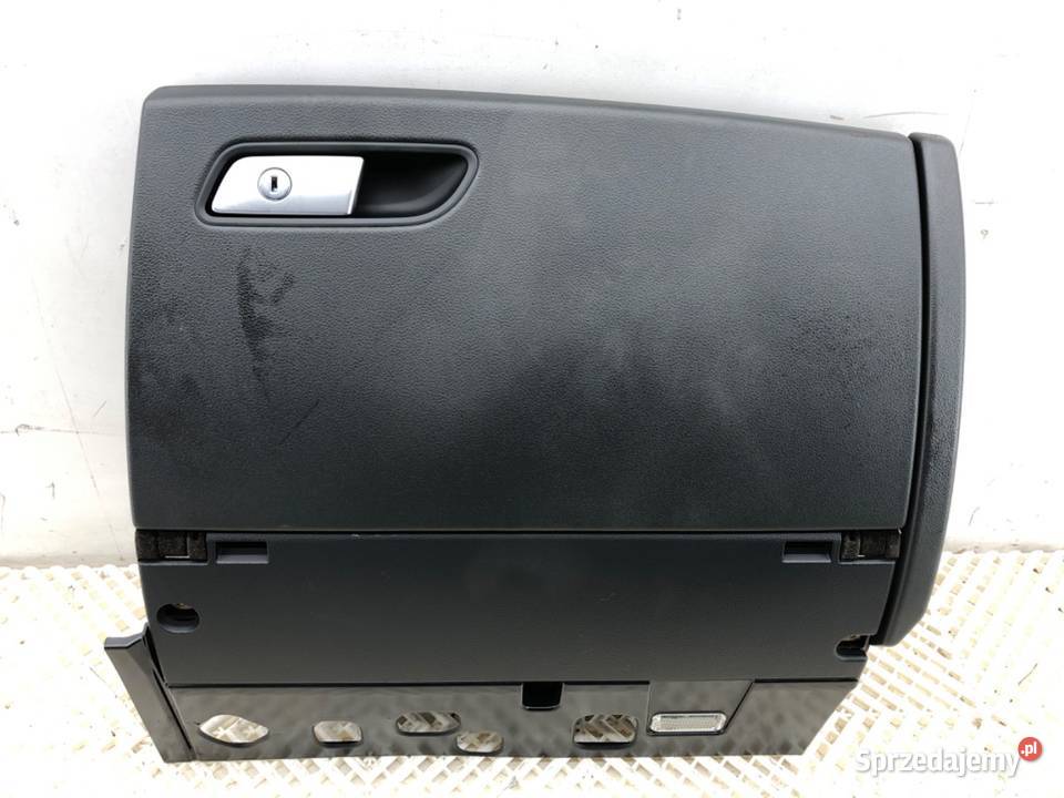 SCHOWEK PASAŻERA AUDI A6 C7 Kombi 1118