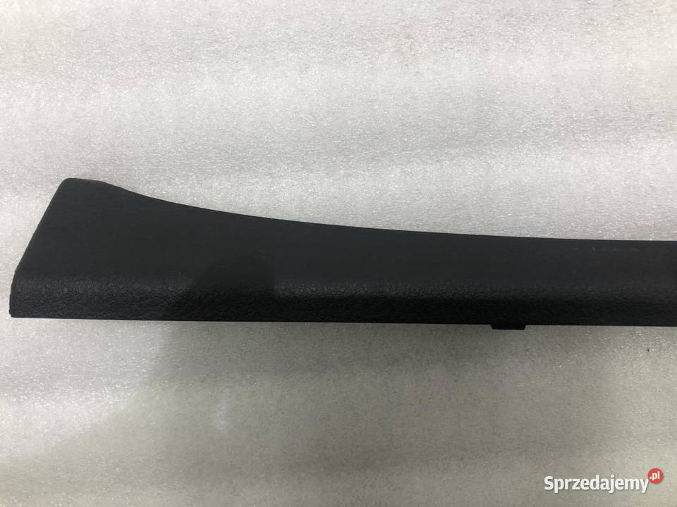 PLASTIK OSŁONA SŁUPKA PRAWA VW PASSAT B6 Osłony i zaślepki