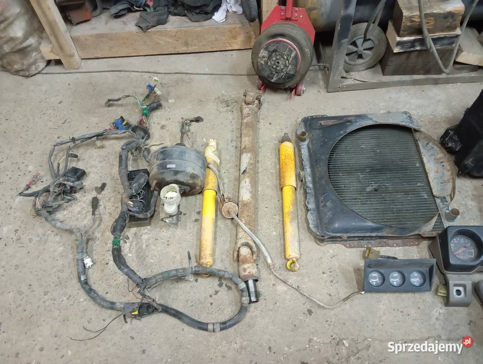 Sprzedam części Isuzu trooper 26 Lesko
