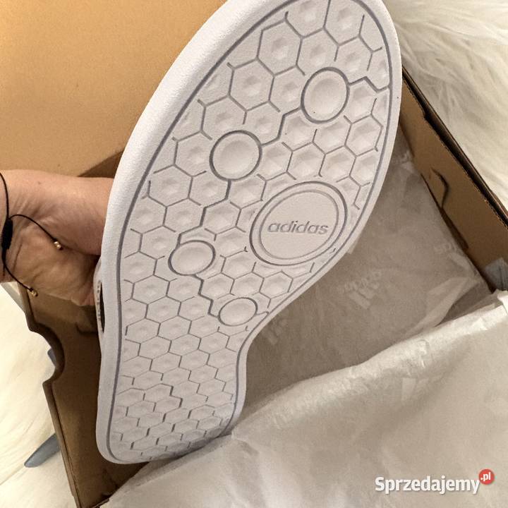 Buty marki adidas rozmiar 43 skóra Krotoszyn