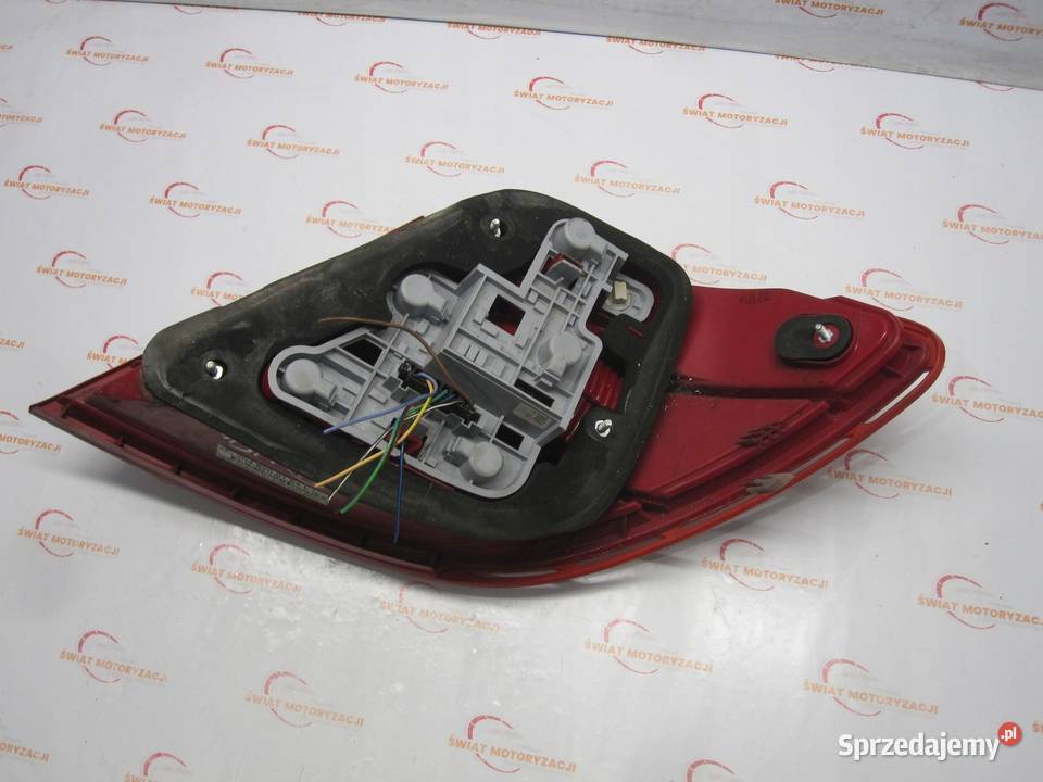 MERCEDES W204 07r lampa lewa tył 2048200164 Kielce
