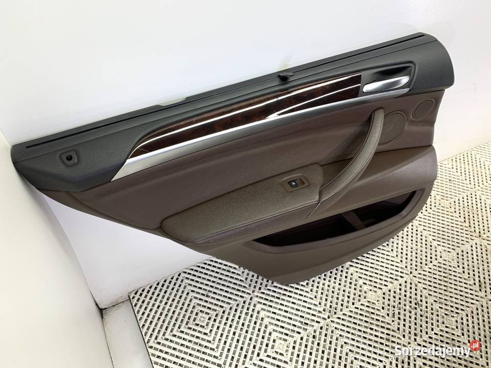BOCZEK DRZWI TYŁ LEWY BMW E70 SUV 0613 TAPICERKA sprzedam