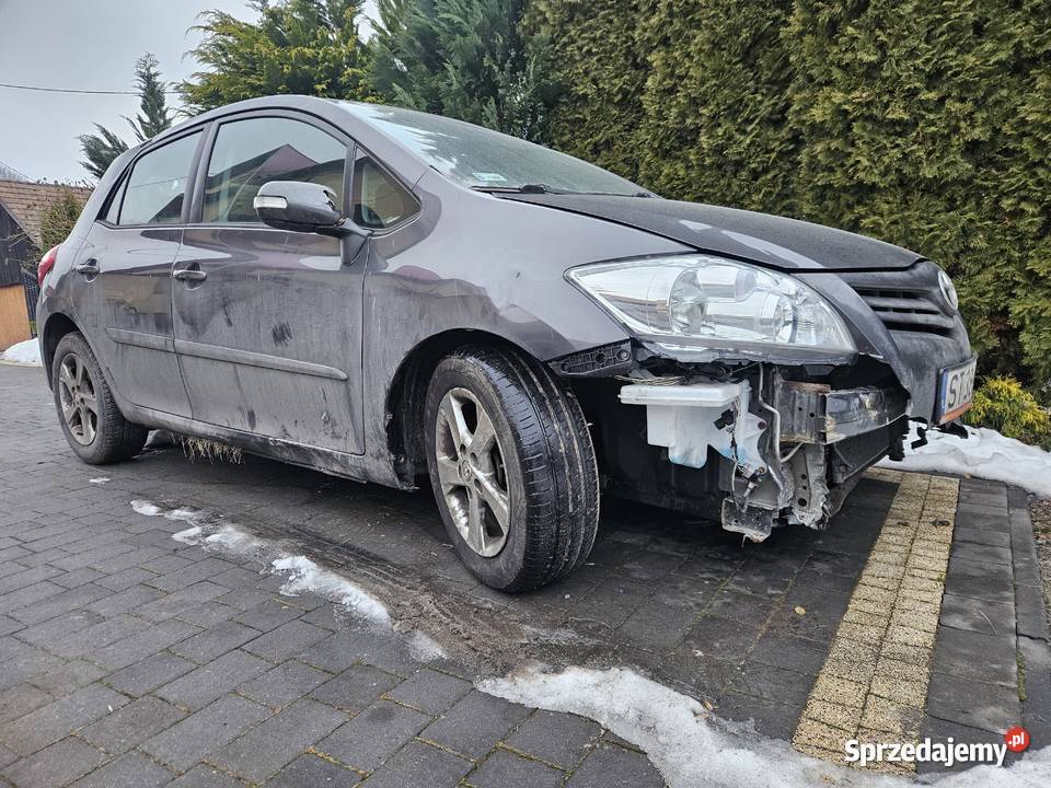 Toyota AURIS I 14D4D 90 silnik Rok produkcji 2011 Silniki kompletne mazowieckie
