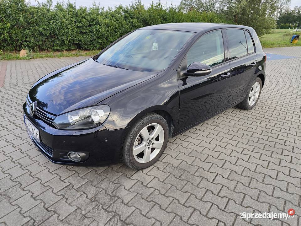 VW Golf VI TEAM 14 CAXA 122 Rok produkcji 2010 Golf Paniówki