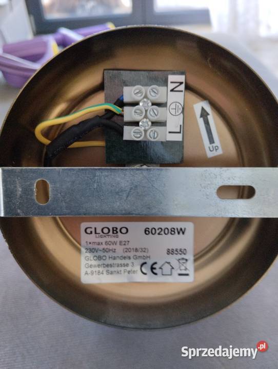 Tradycyjny żyrandol i lampa ścienna kinkiet Jelcz-Laskowice