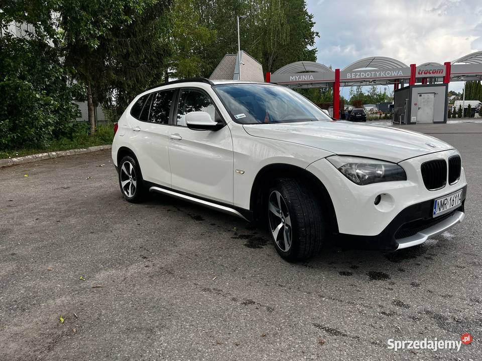 BMW X1 E84 sDrive 18d światła do jazdy dziennej Mrągowo