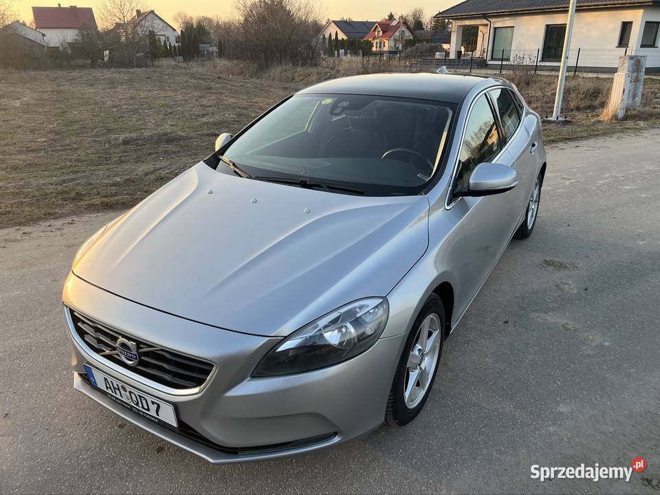 Volvo v40 2012r 16d panorama