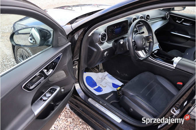 MERCEDESBENZ C 300 D E 2023 199300 ccm 197 Warszawa