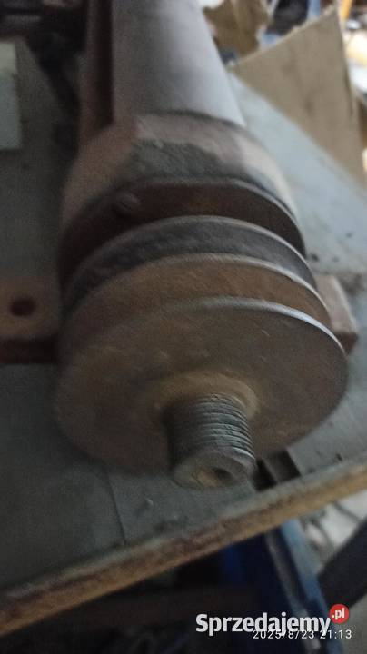 wał do grubościówki z kołem pasowym do montażu Kłodawa