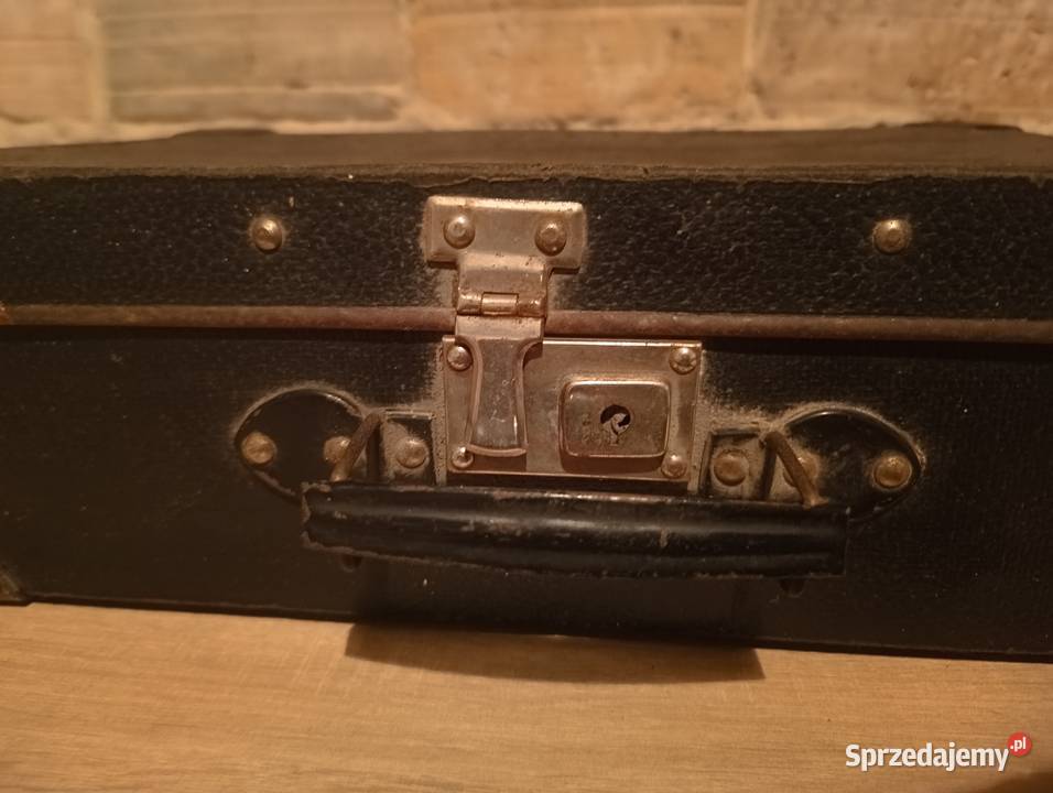 Stara walizka VINTAGE z czasów PRL oryginalny śląskie Będzin