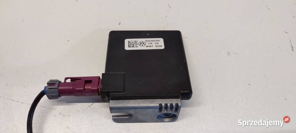 VW TAYRON WZMACNIACZ ANTENY 3G9035534 Wyposażenie wnętrza sprzedam